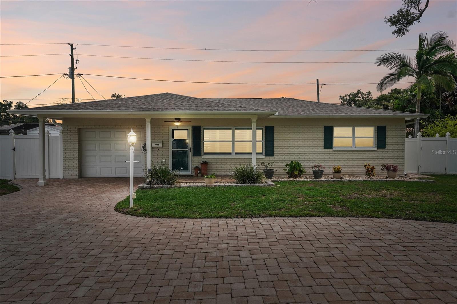 BAY PINES ESTATES - Residential