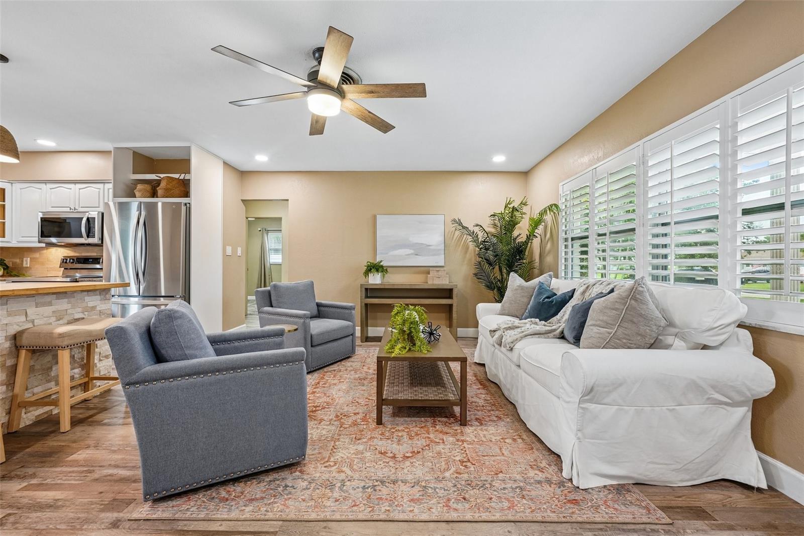 BAY PINES ESTATES - Residential