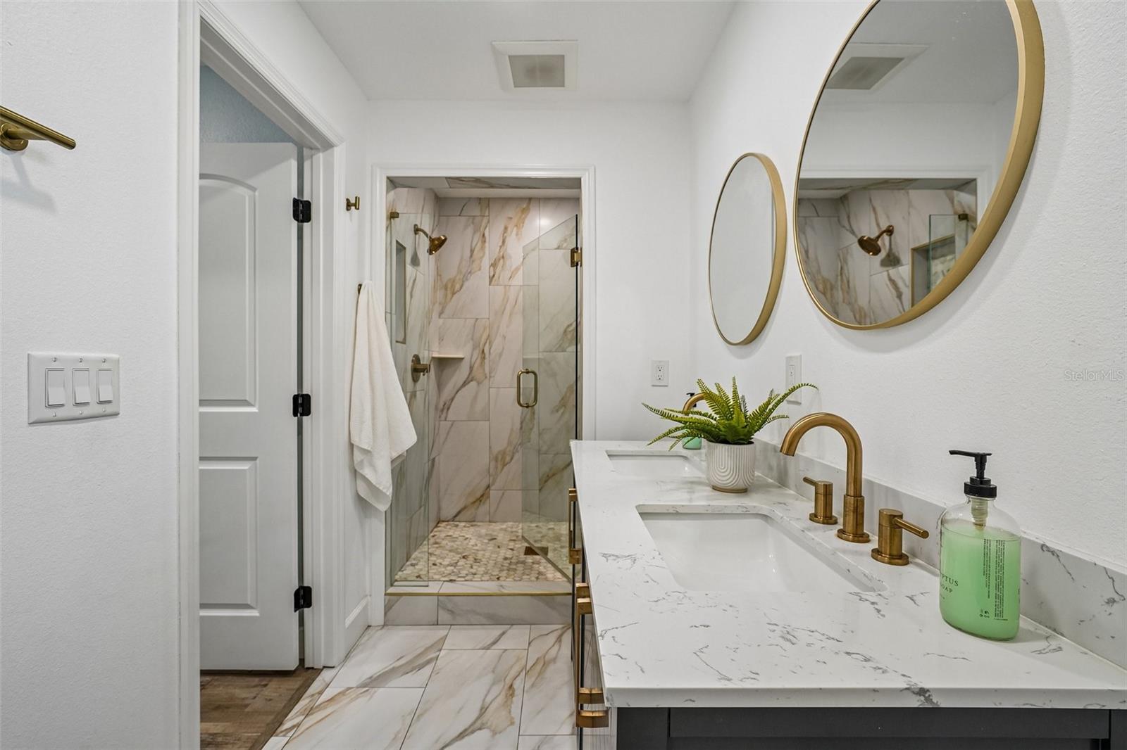 BAY PINES ESTATES - Residential