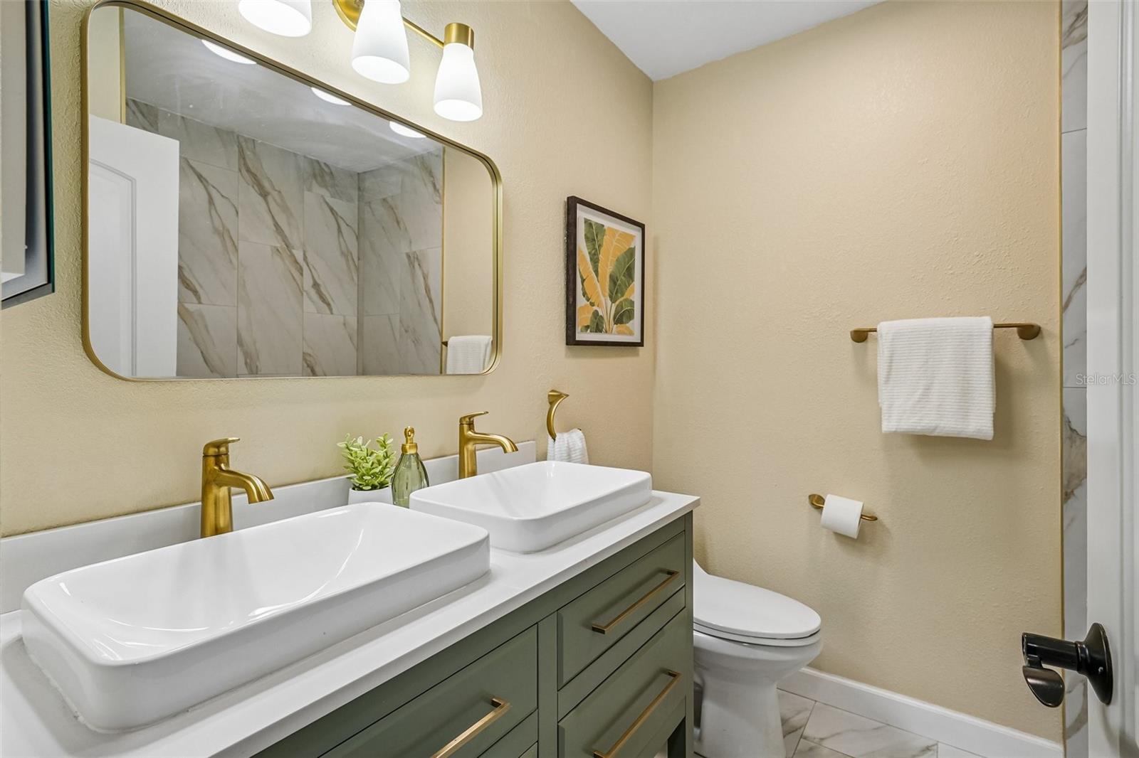 BAY PINES ESTATES - Residential