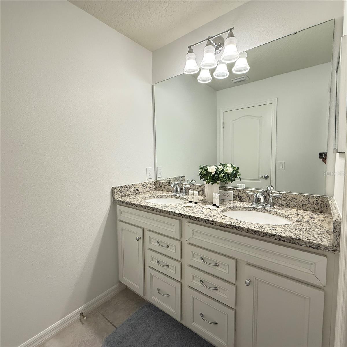 WINDSOR AT WESTSIDE PH 3 - Residential