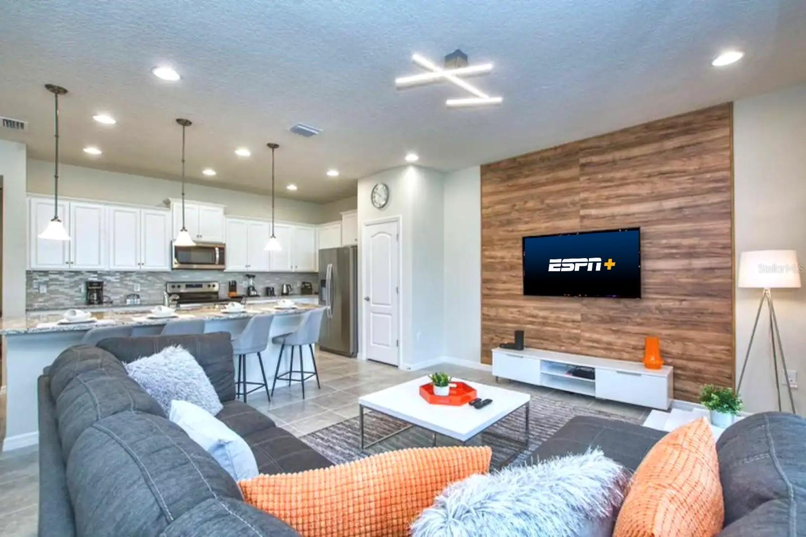WINDSOR AT WESTSIDE PH 3 - Residential