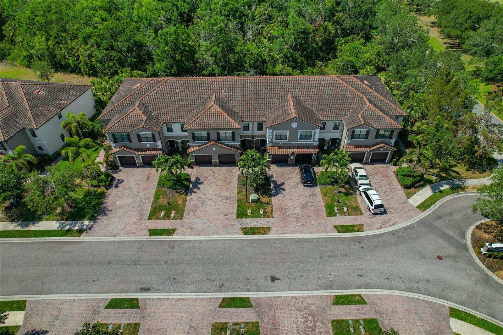 TOWNHOMES AT REGATTA LANDING - Residential Lease