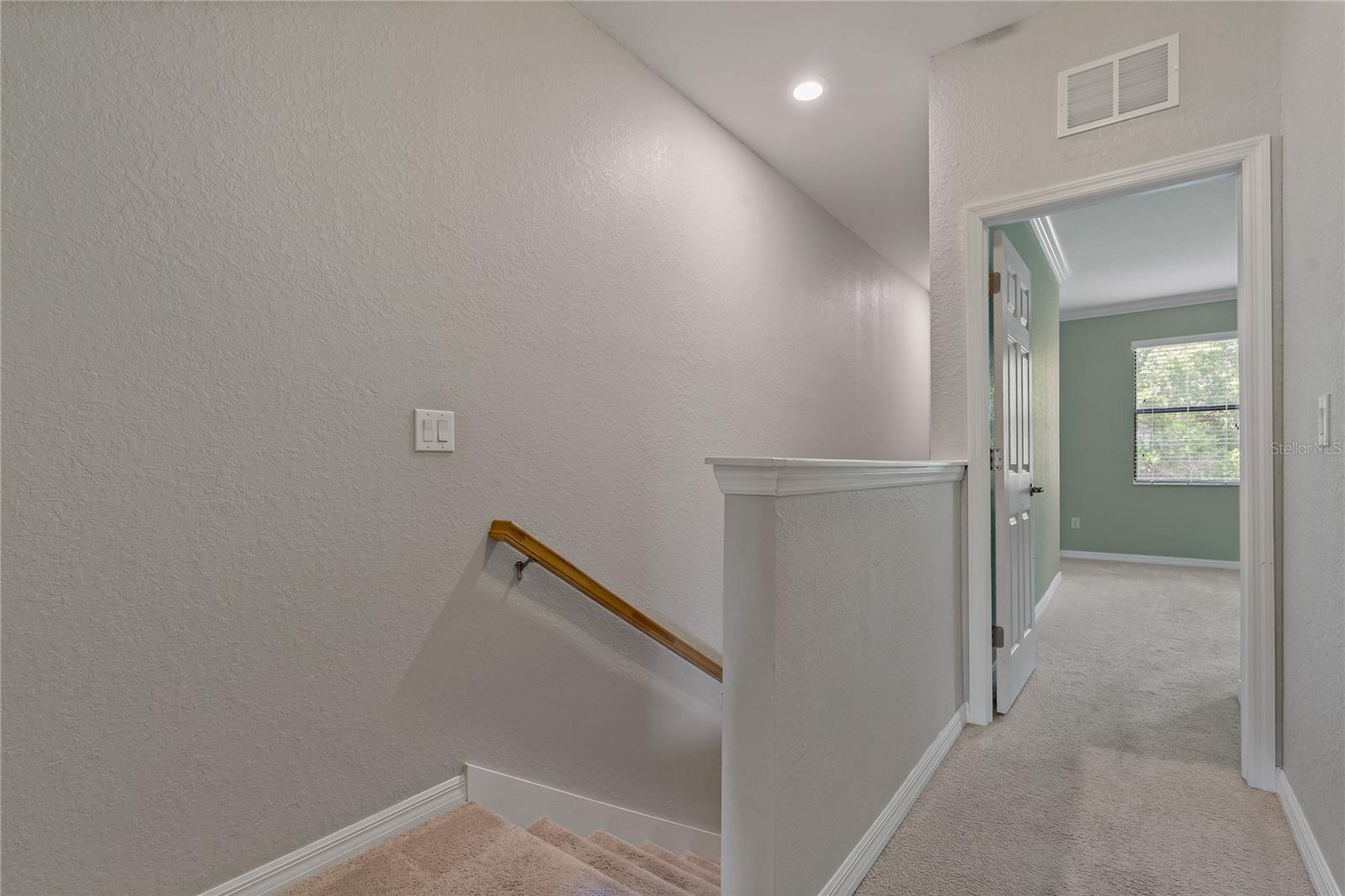 TOWNHOMES AT REGATTA LANDING - Residential Lease