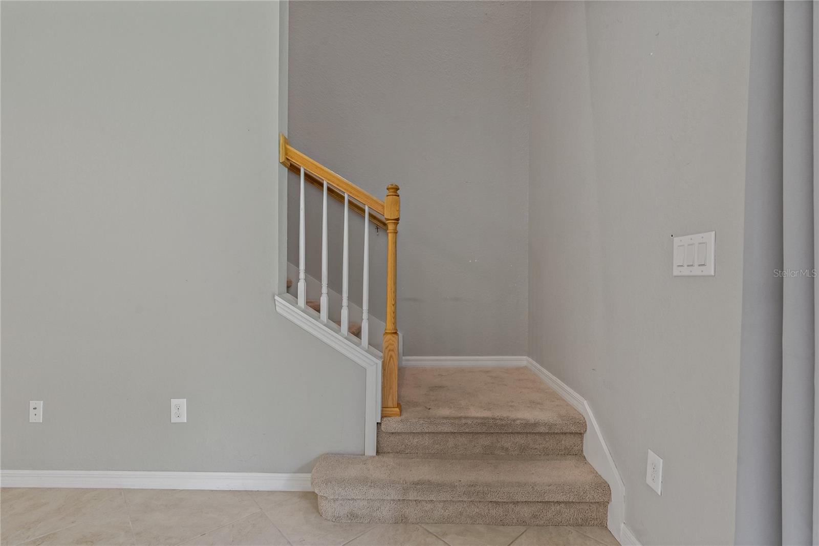 TOWNHOMES AT REGATTA LANDING - Residential Lease