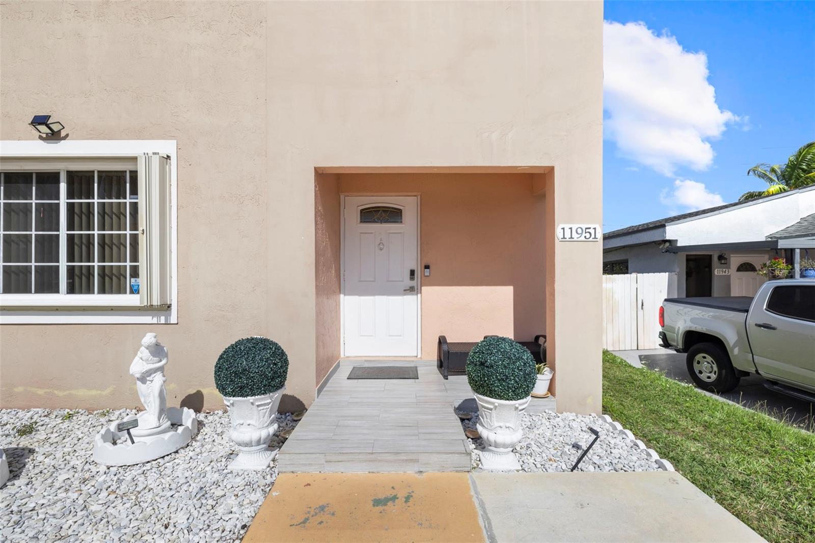 OAK RIDGE VILLAS SUB - Residential