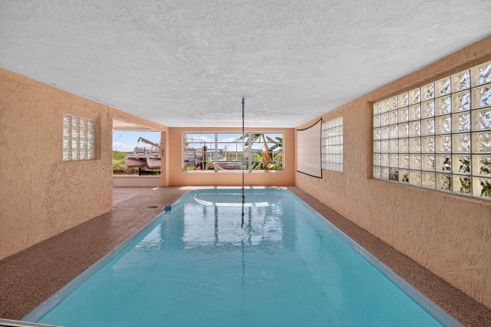LEISURE BEACH - Residential