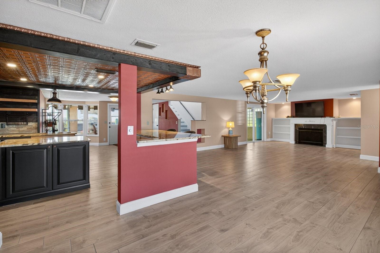 LEISURE BEACH - Residential