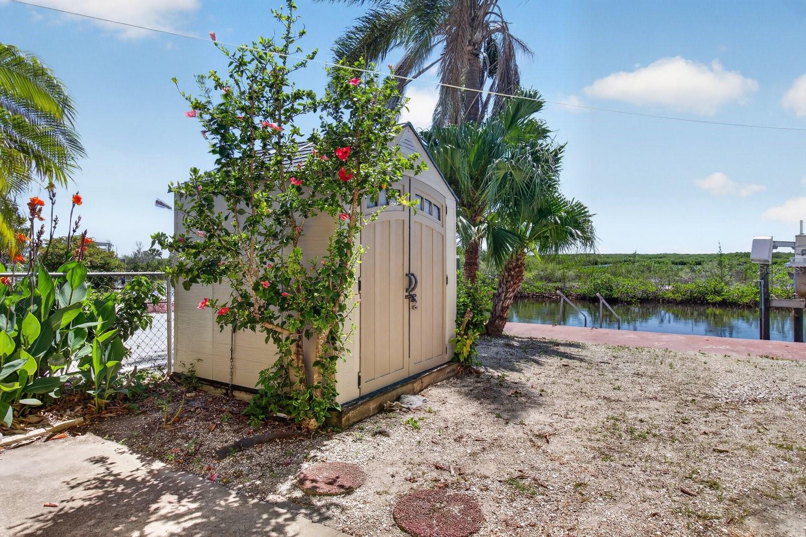 LEISURE BEACH - Residential