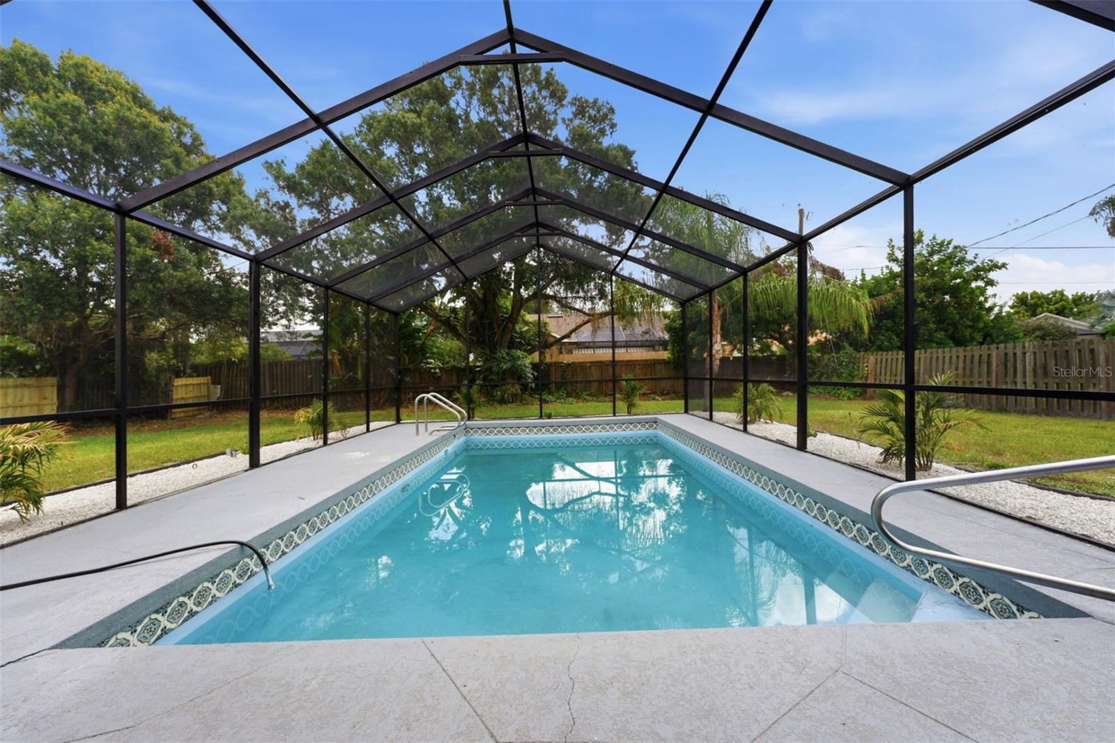 ASHWORTH PARK - Residential