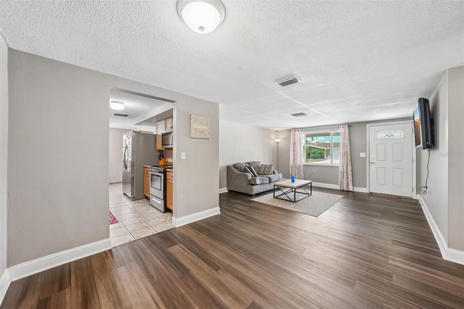 FOREST HILLS - Residential