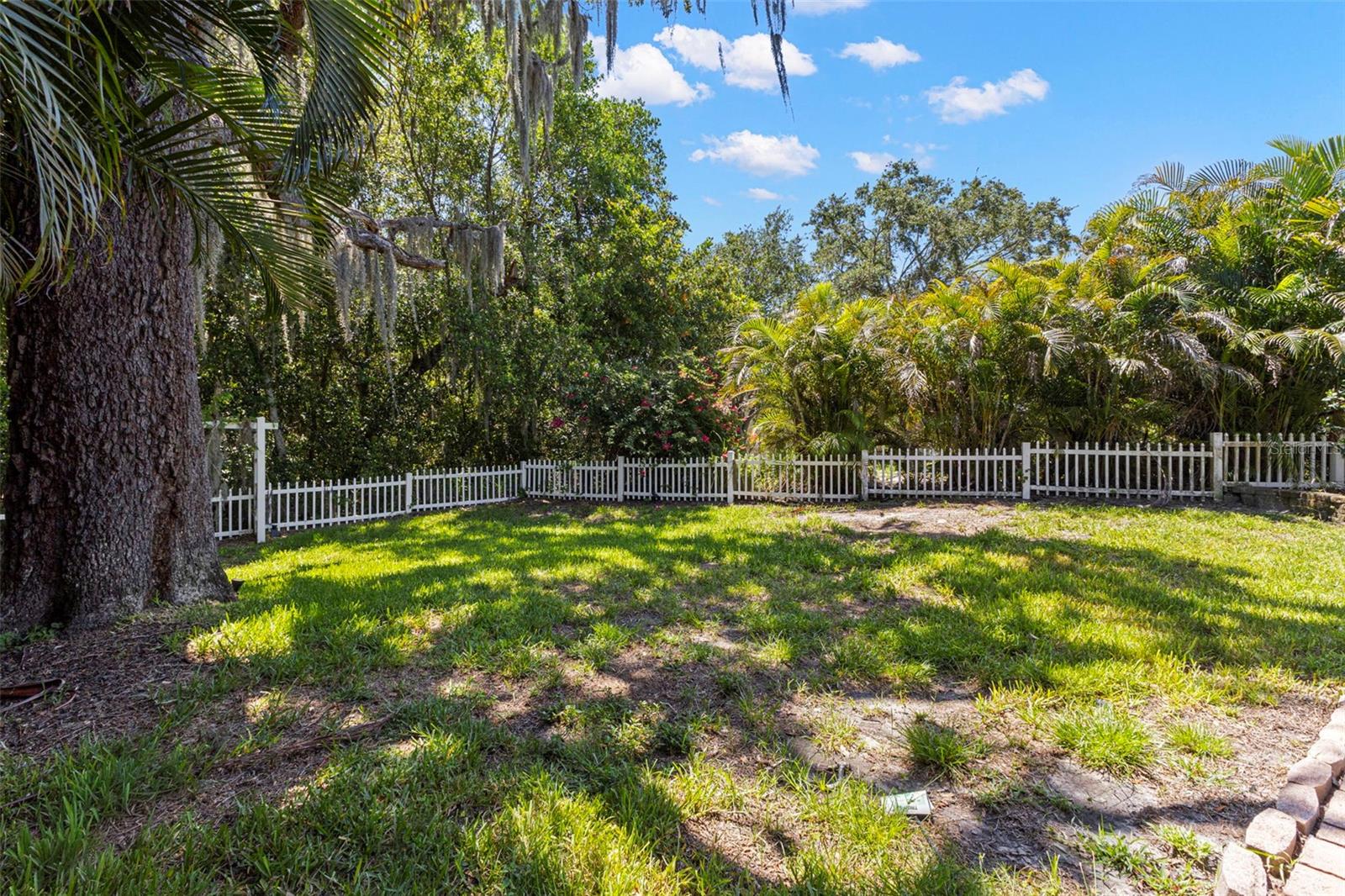 NORTH LAKE OF TARPON SPGS - PH 1 - Residential