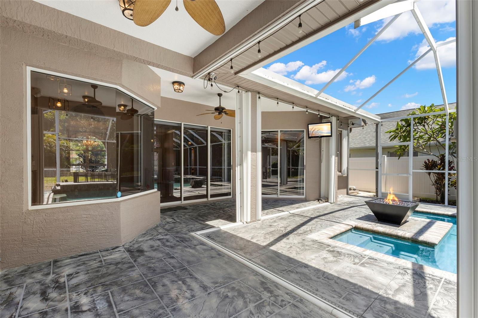 NORTH LAKE OF TARPON SPGS - PH 1 - Residential
