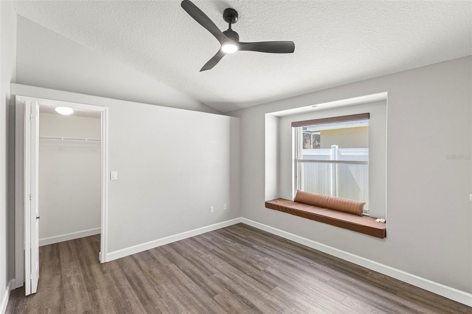 NORTH LAKE OF TARPON SPGS - PH 1 - Residential
