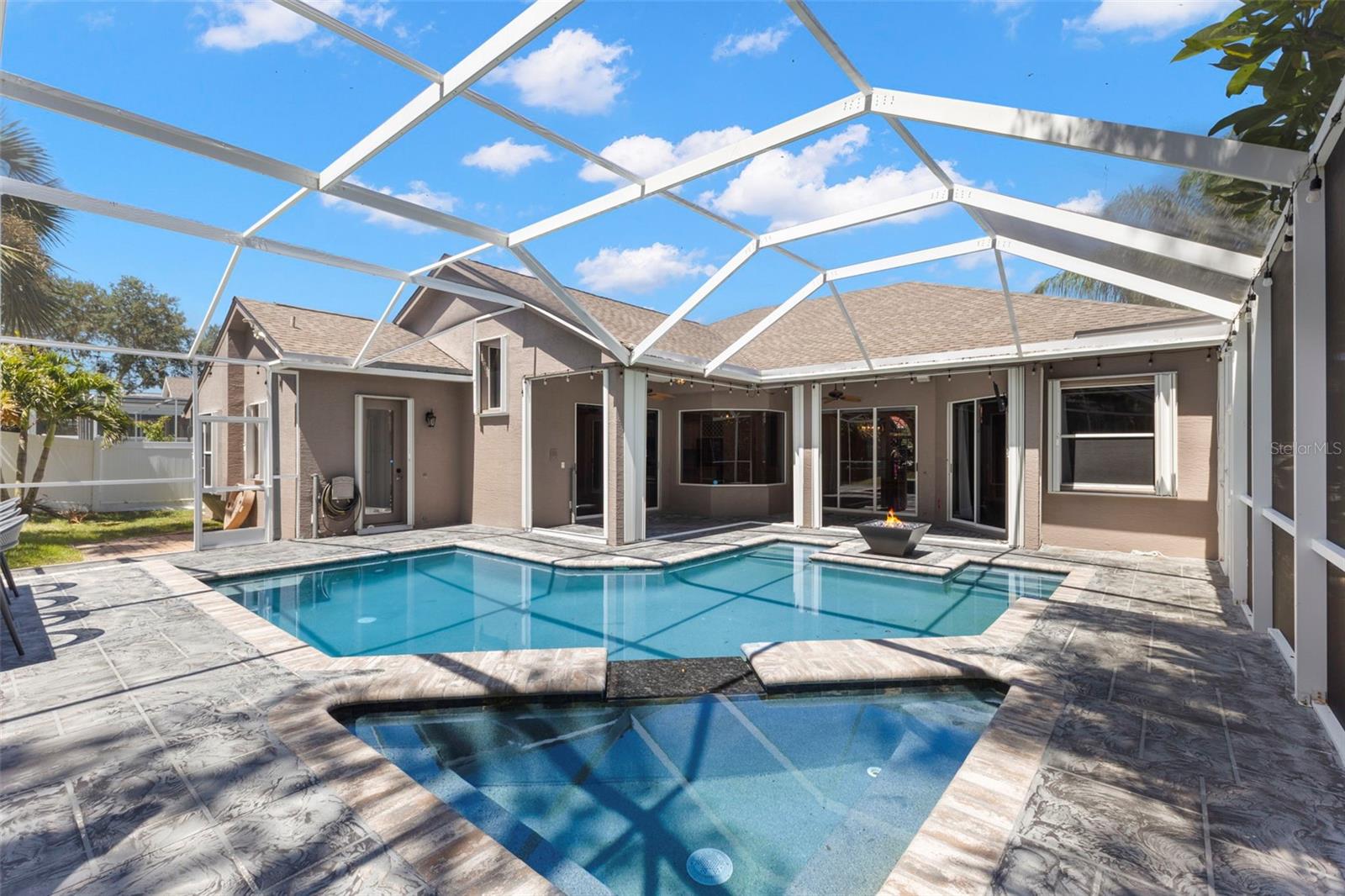 NORTH LAKE OF TARPON SPGS - PH 1 - Residential