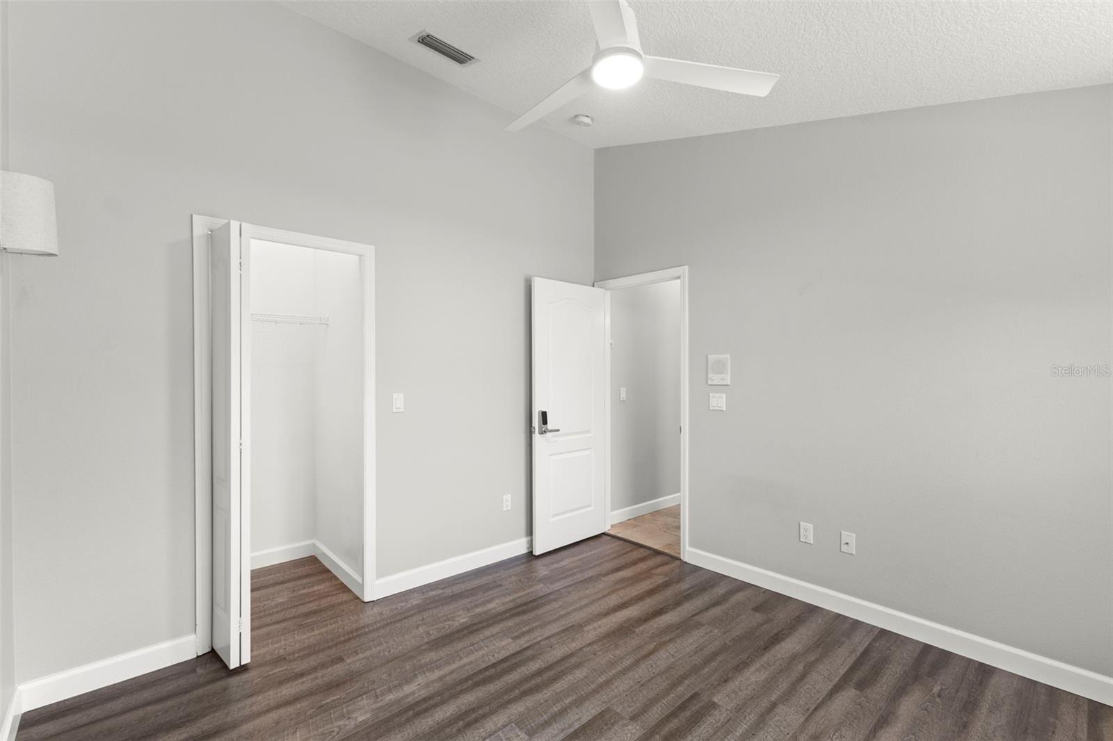 NORTH LAKE OF TARPON SPGS - PH 1 - Residential