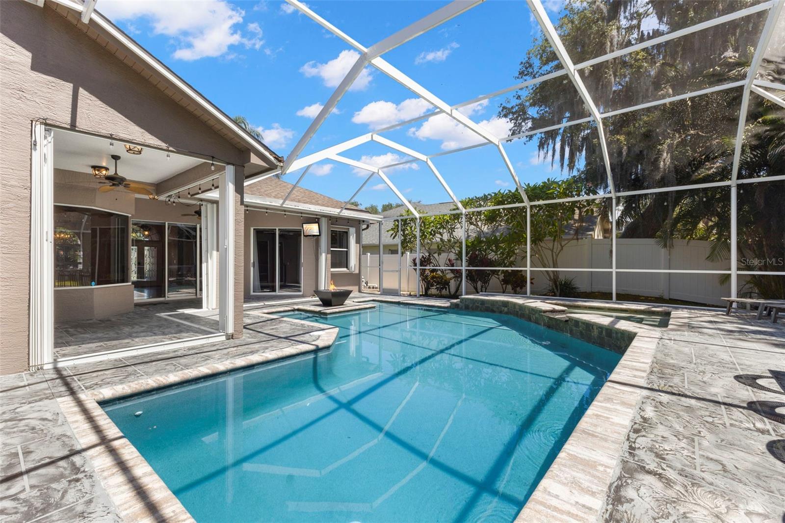 NORTH LAKE OF TARPON SPGS - PH 1 - Residential