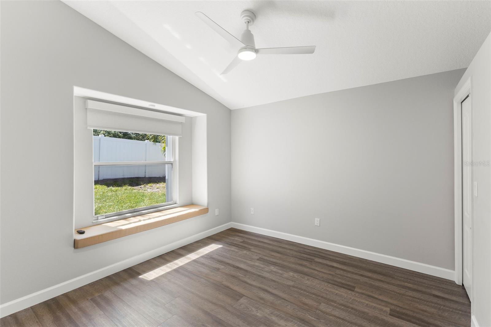 NORTH LAKE OF TARPON SPGS - PH 1 - Residential