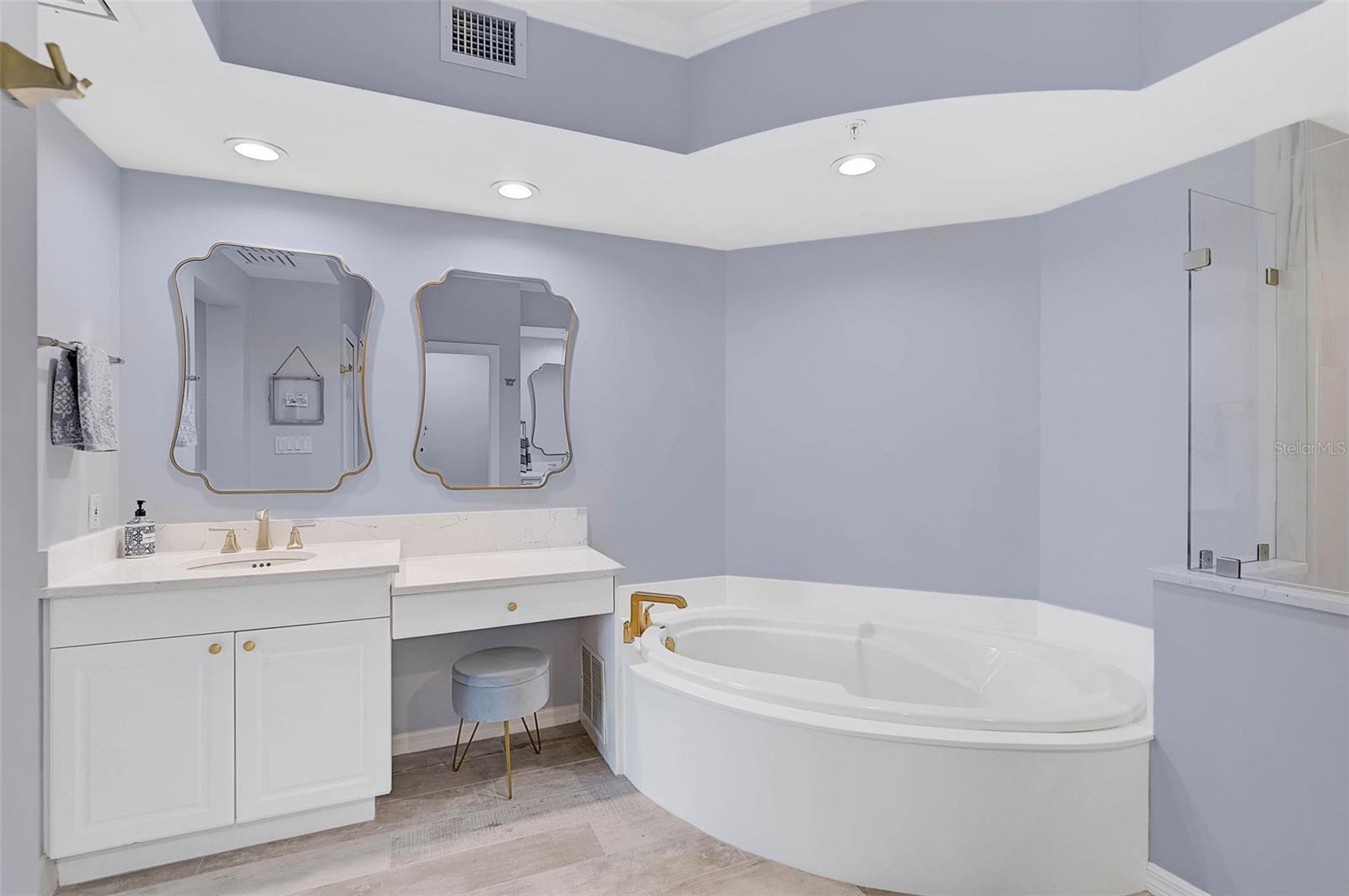 MERIDIAN AT THE OAKS PRESERVE - Residential