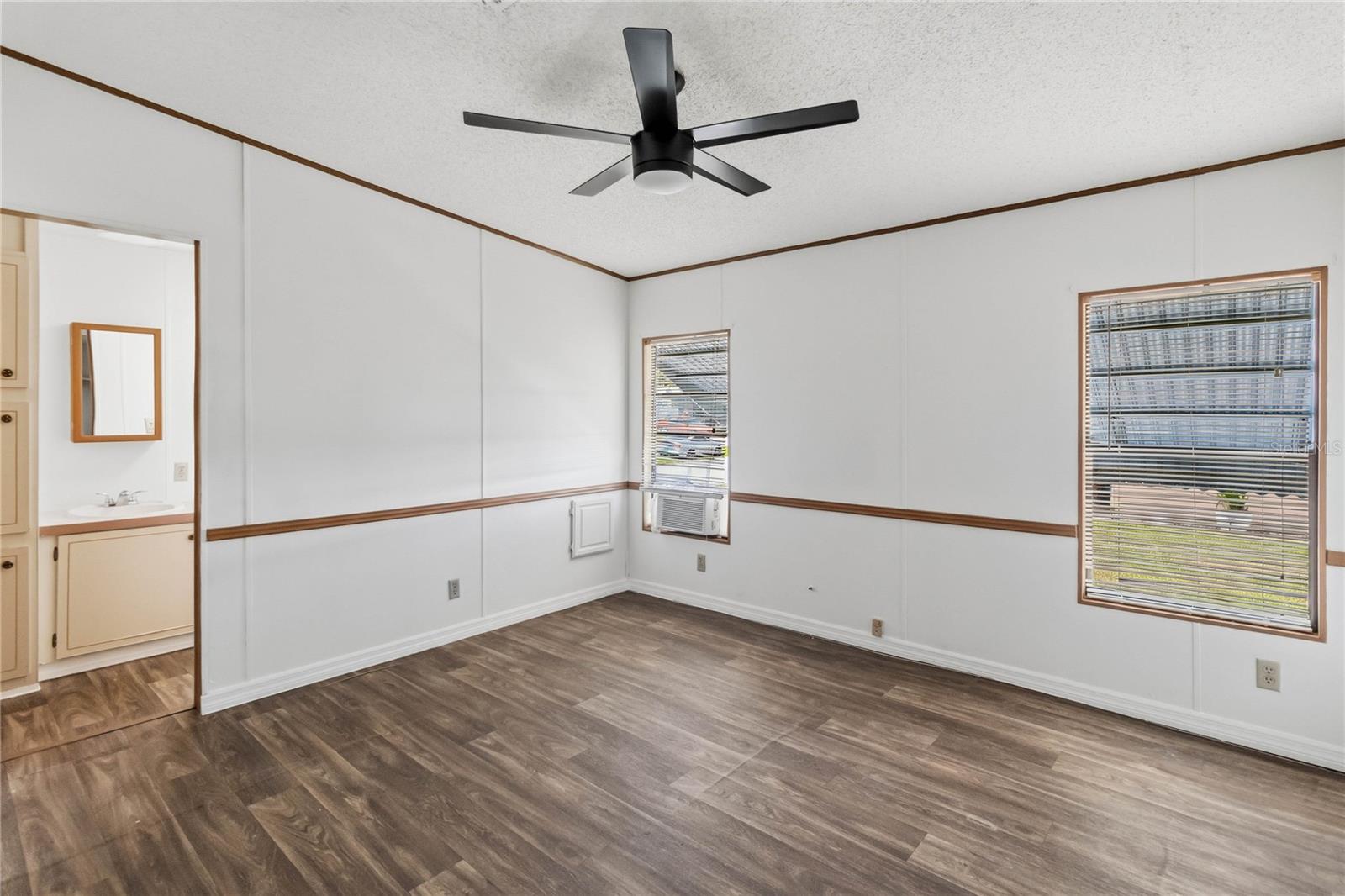 KANUGA VILLAGE MOBILE HOME PARK PH 3 - Residential
