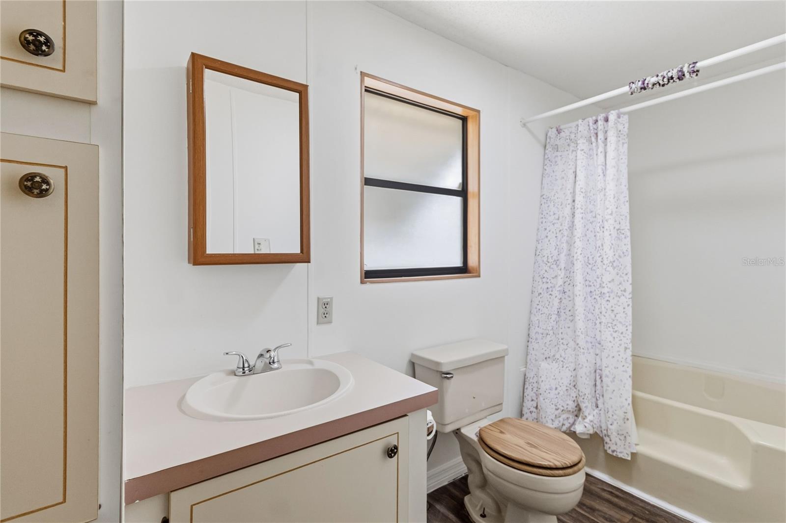 KANUGA VILLAGE MOBILE HOME PARK PH 3 - Residential