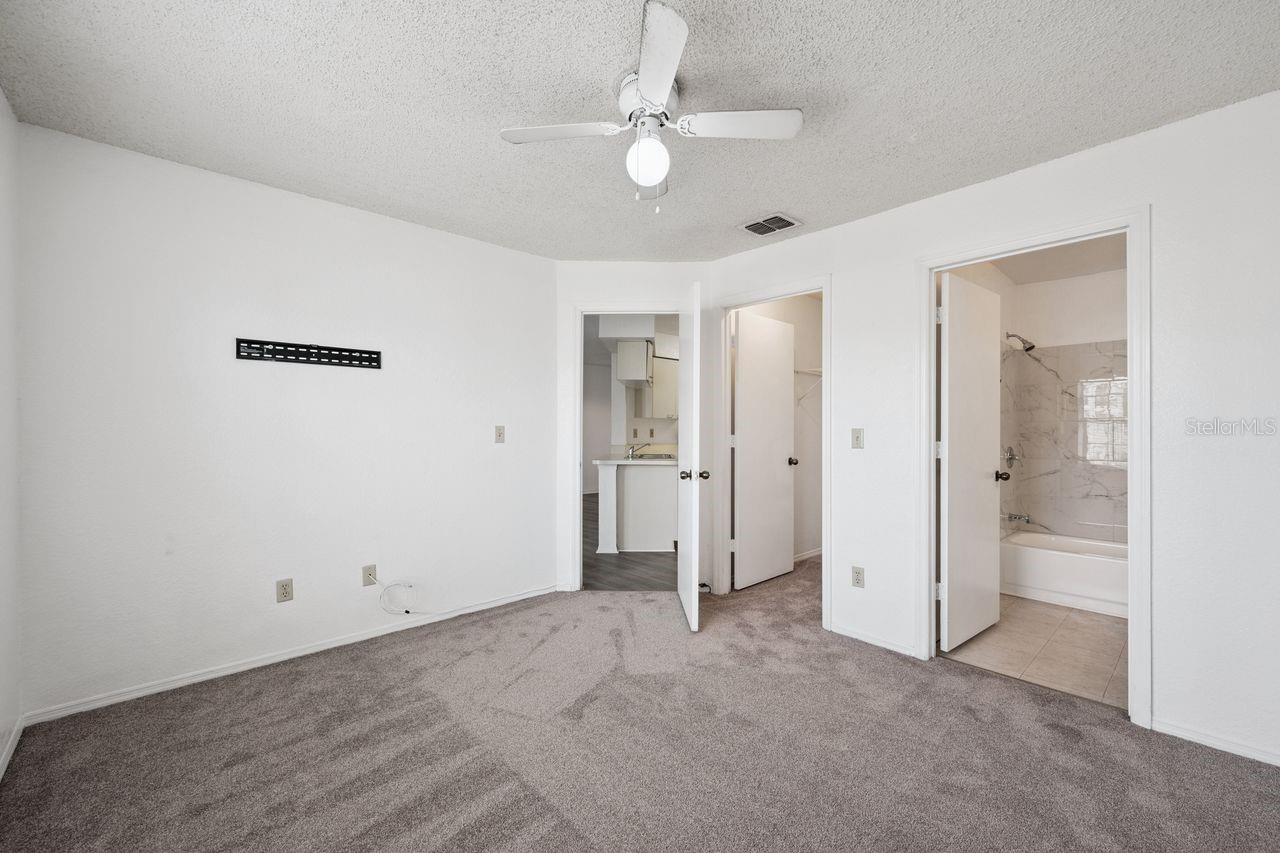 WATERFORD LNDG CONDO - Residential