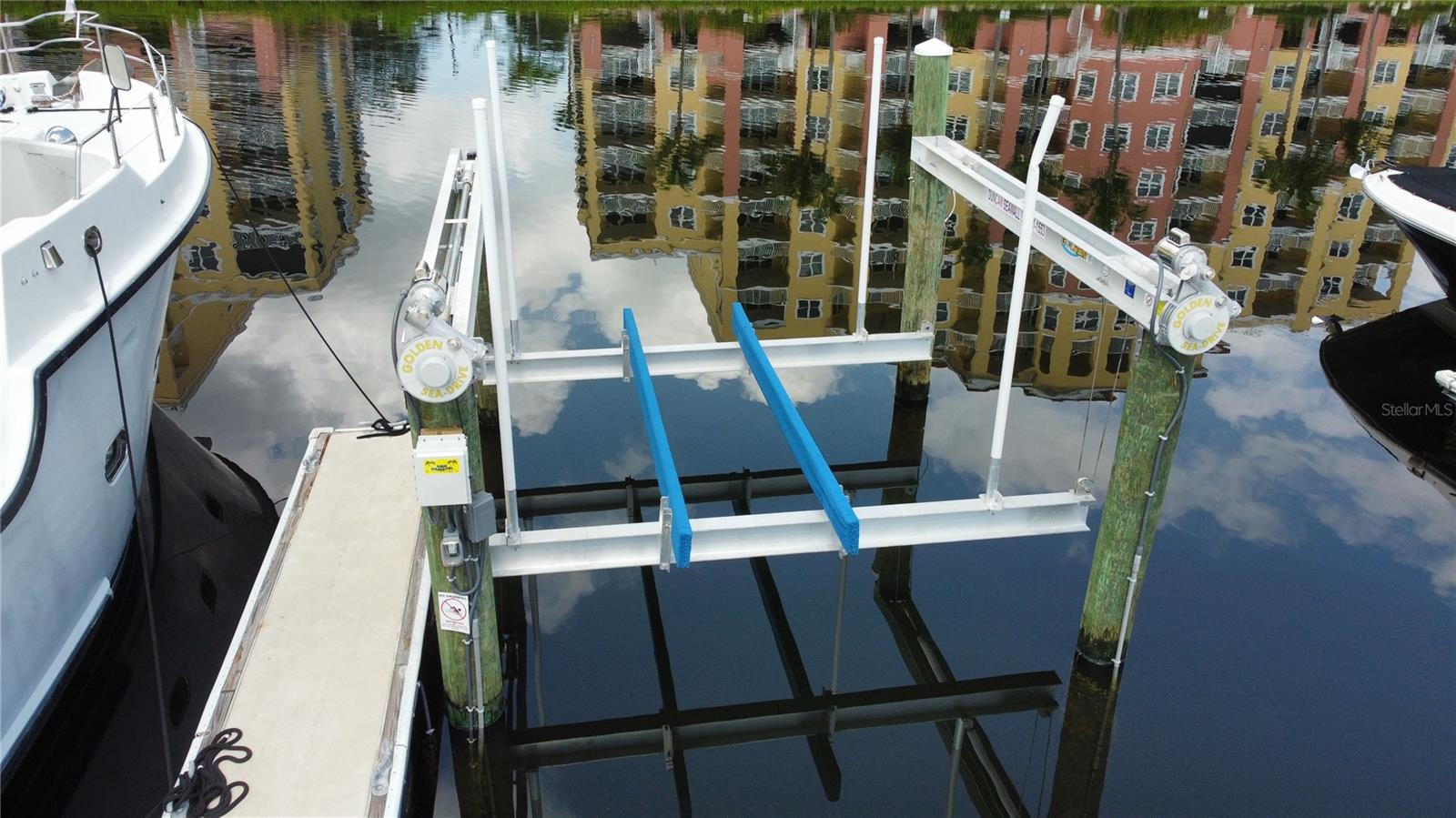 RIVIERA DUNES MARINA - Residential