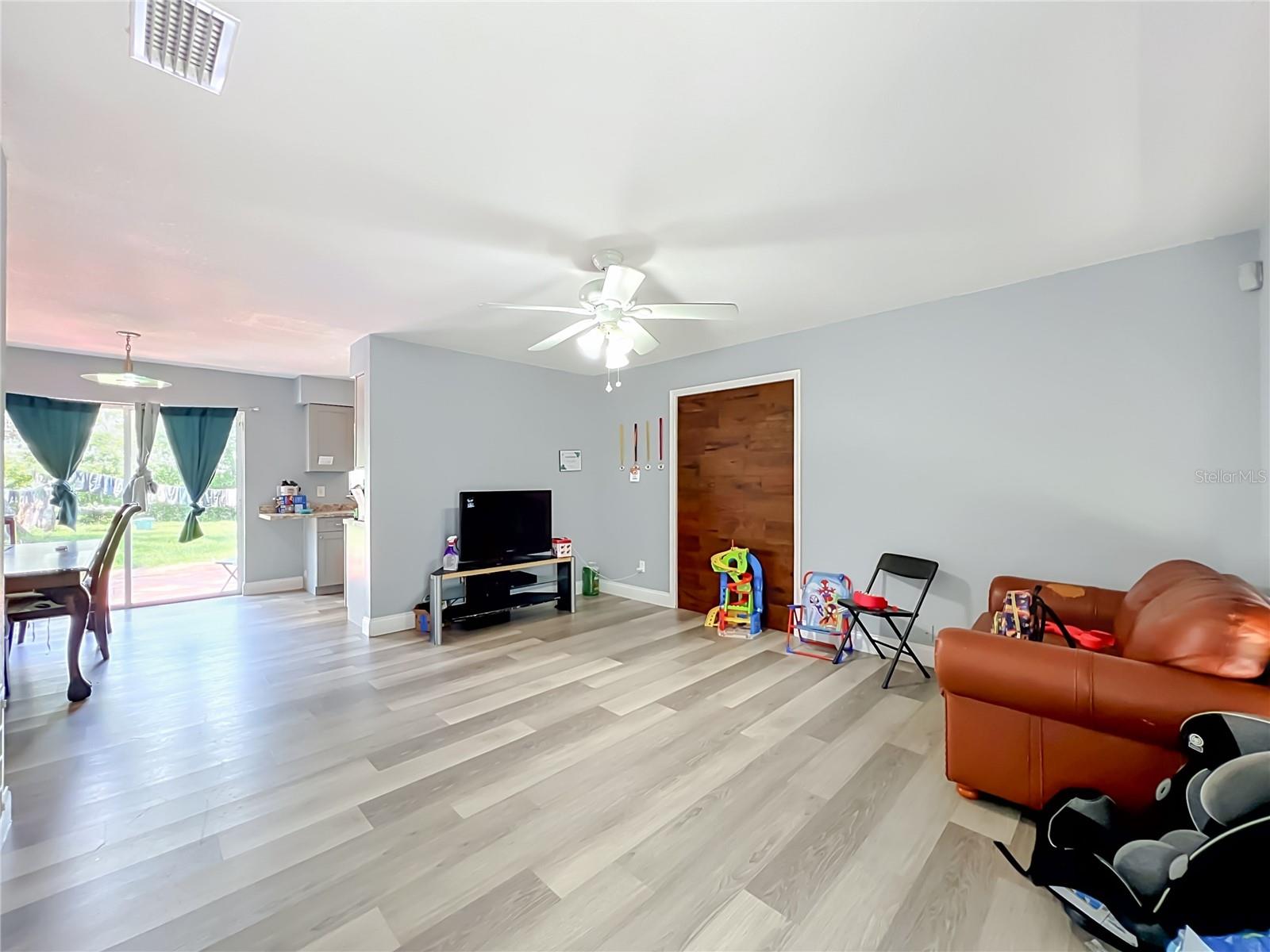 LAKE SPARLING HEIGHTS - Residential