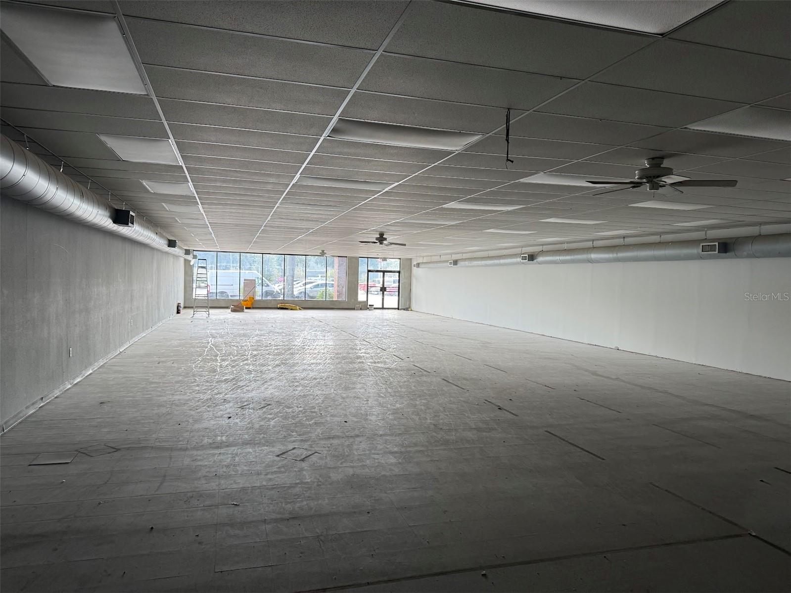 COMM NONSUB - Commercial Lease