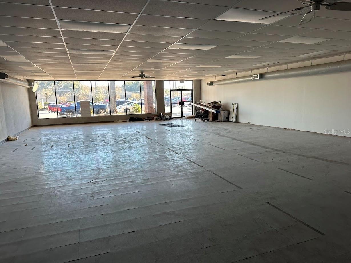 COMM NONSUB - Commercial Lease