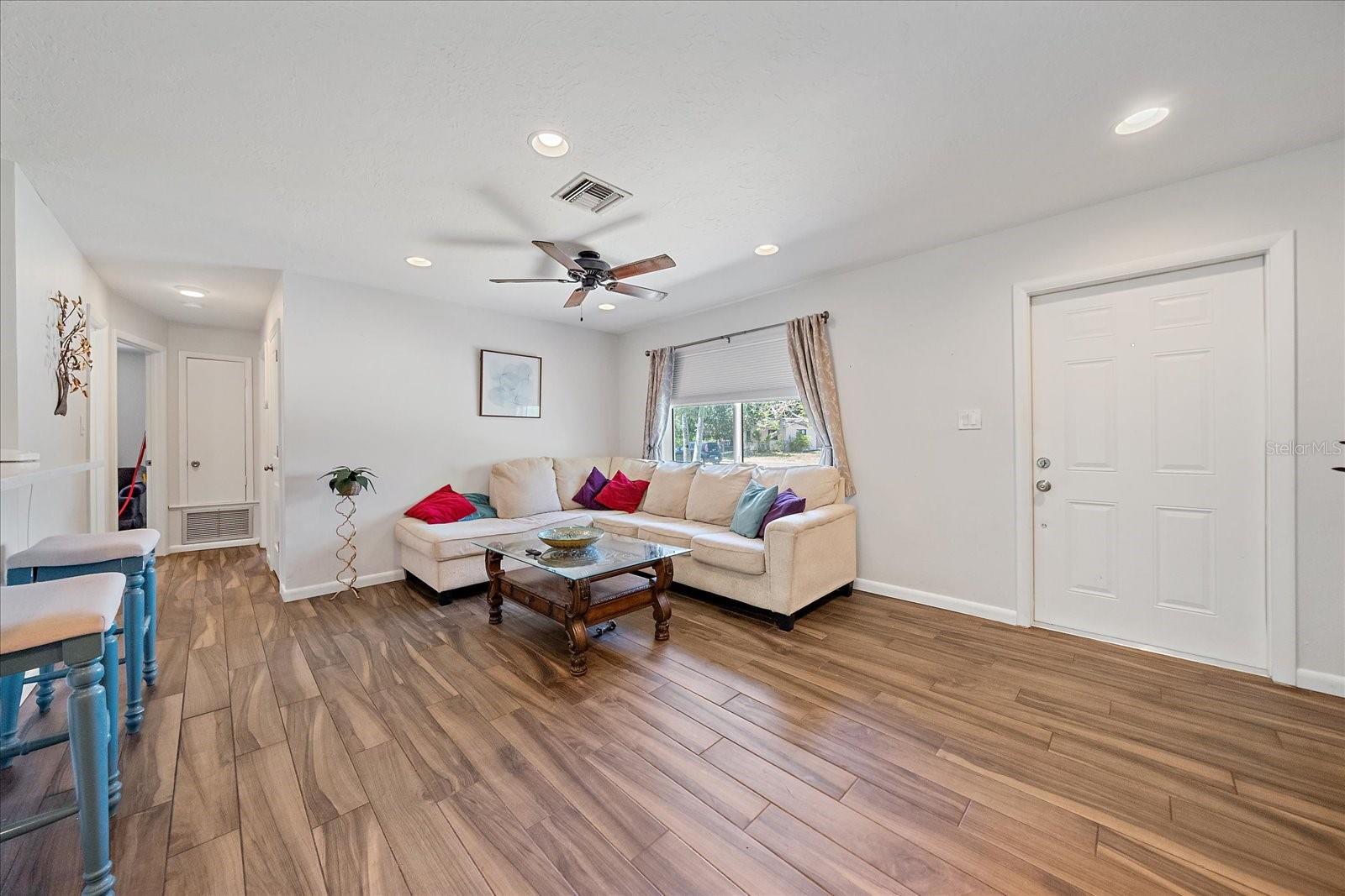 RIDGEWOOD ESTATES 19TH ADD - Residential