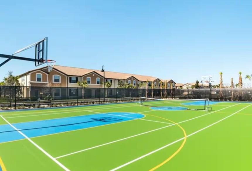 WINDSOR AT WESTSIDE; WINDSOR/WESTSIDE - Residential