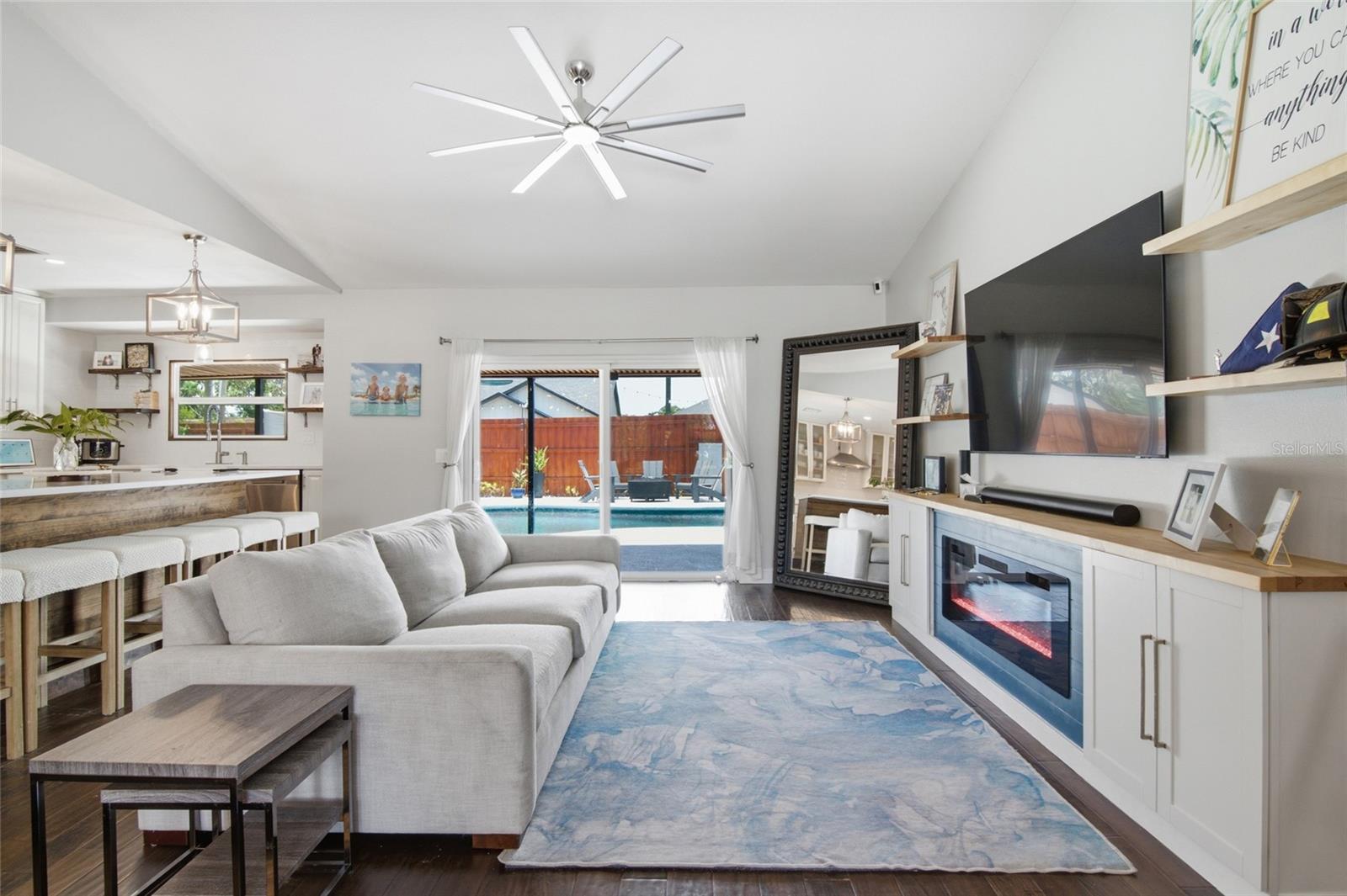 BELLE ISLE WEST - Residential