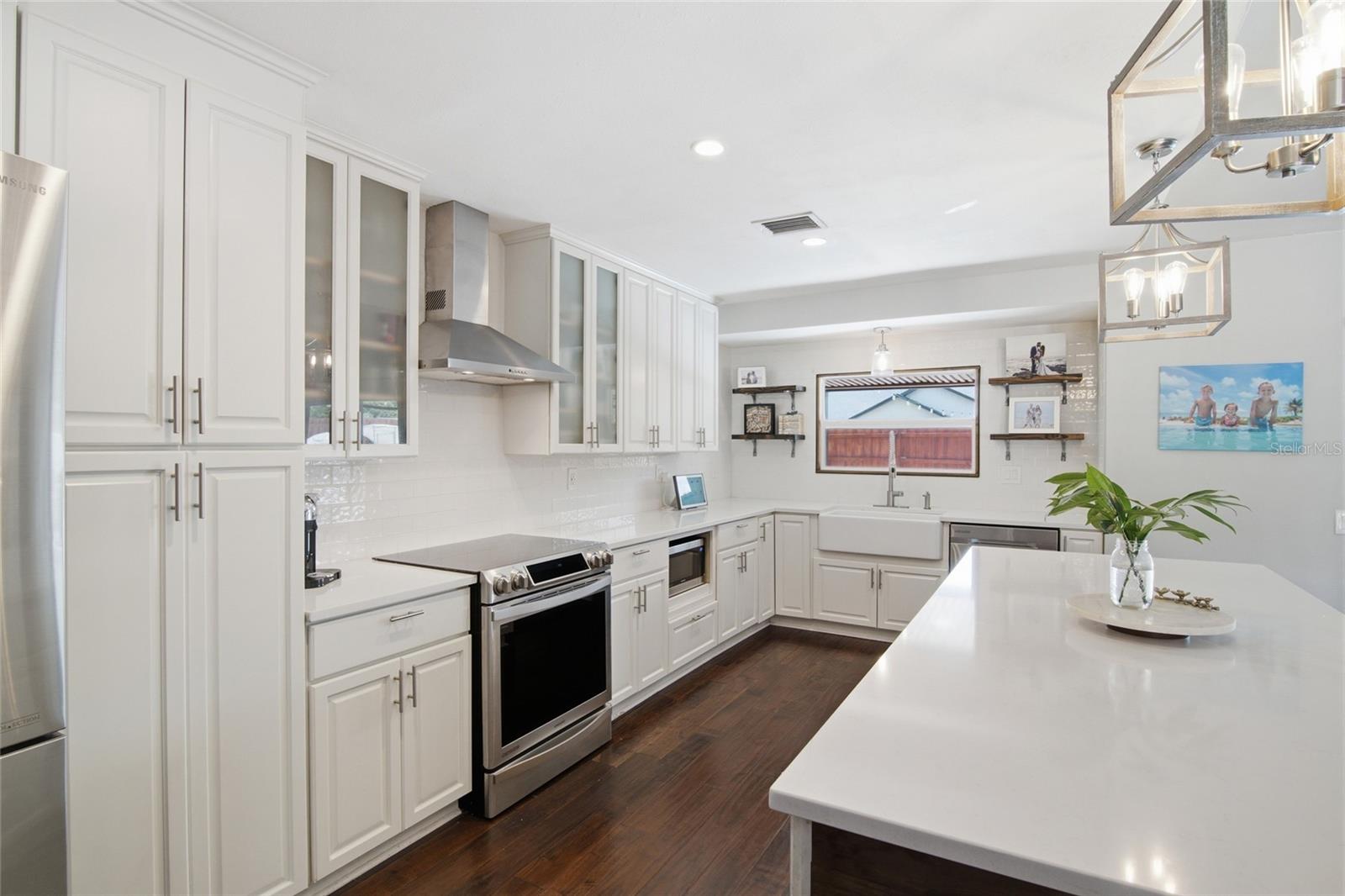 BELLE ISLE WEST - Residential