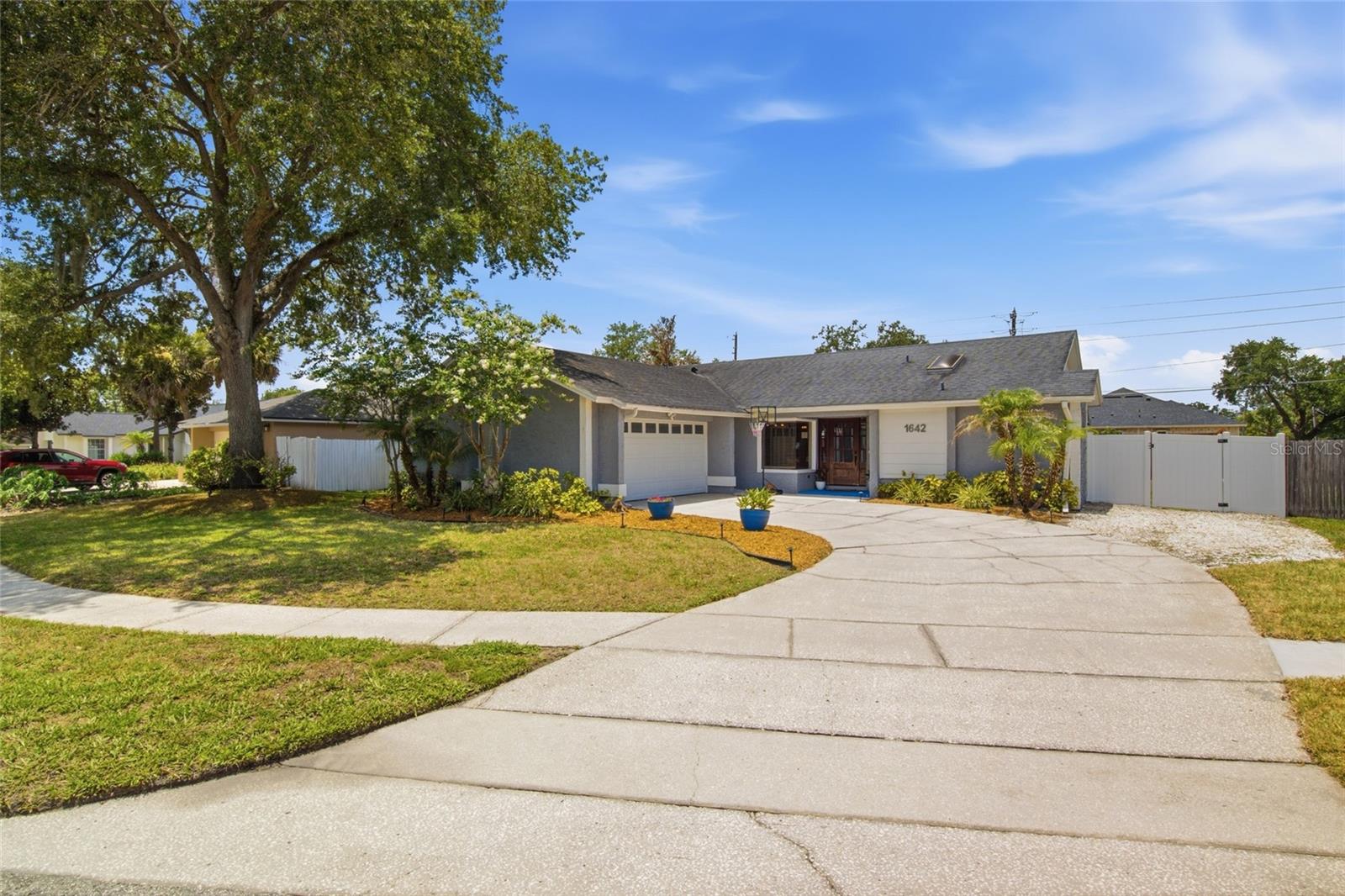 BELLE ISLE WEST - Residential