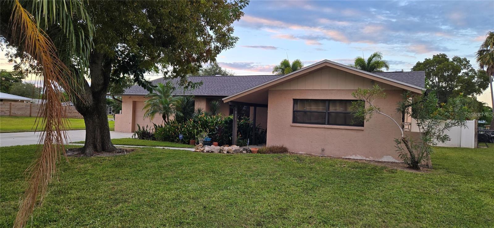 Welcome to this charming 2-bedroom, 2-bath pool home in the heart of Fort Myers on Whiskey Creek Canal. With interior space
of 1,663 sq ft on a generous lot, this property offers the perfect blend of comfort, convenience and potential. This home is well-positioned in a sought-after neighborhood on a quiet street, near McGregor area amenities. Inside, the inviting floor plan allows for easy living — whether you’re relaxing indoors or enjoying the outdoors. This property is ideal for owners, investors or those looking to update and add value. With some thoughtful touches and personal style, this home is ready to shine. With most updates already completed, it’s move-in ready and offers tremendous value. New roof (2023), new water heater (2024), new A/C unit (2024), kitchen remodel with soft close cabinetry, luxury vinyl plank (2024) in primary and secondary bedrooms and full drywall replacement throughout the home after Milton. Don’t miss your chance to make this Fort Myers gem your own slice of paradise. Schedule your private showing today and truly discover its full potential.