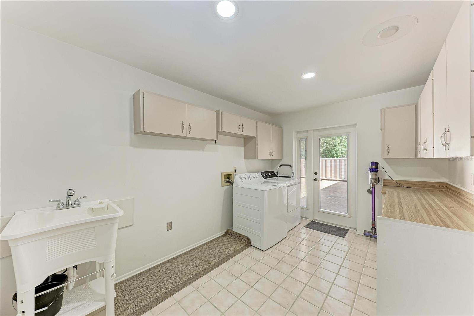 GARDEN VILLAS AT WILD OAK BAY - Residential