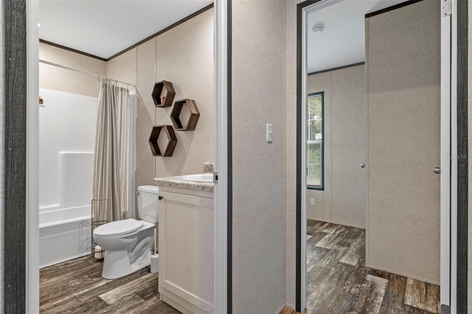 CROOM A COOCHEE ESTATES - Residential