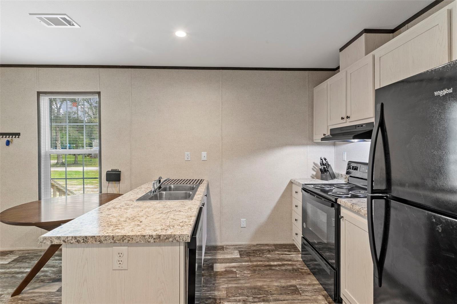 CROOM A COOCHEE ESTATES - Residential