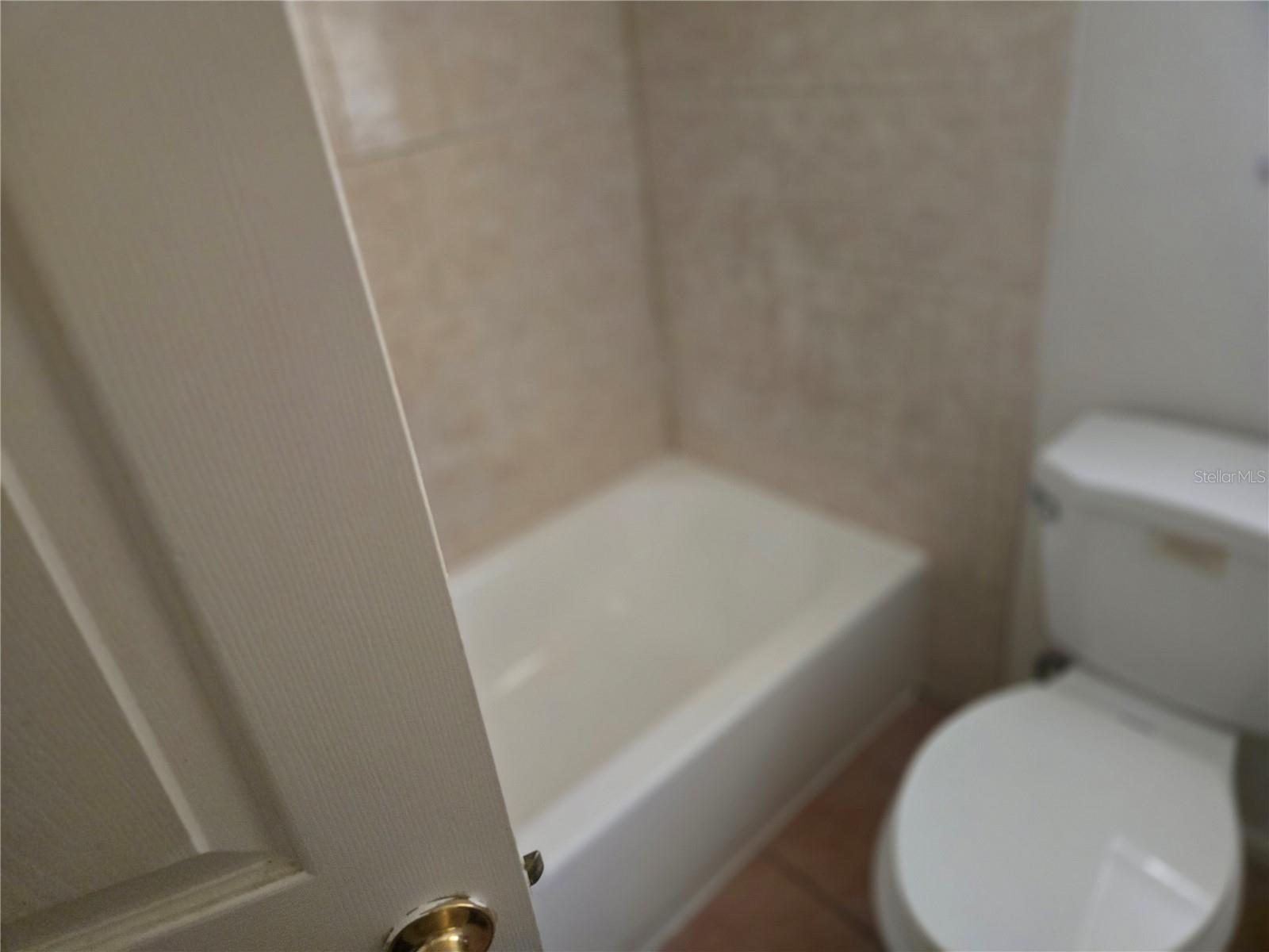 MEADOWVILLE - Residential Lease