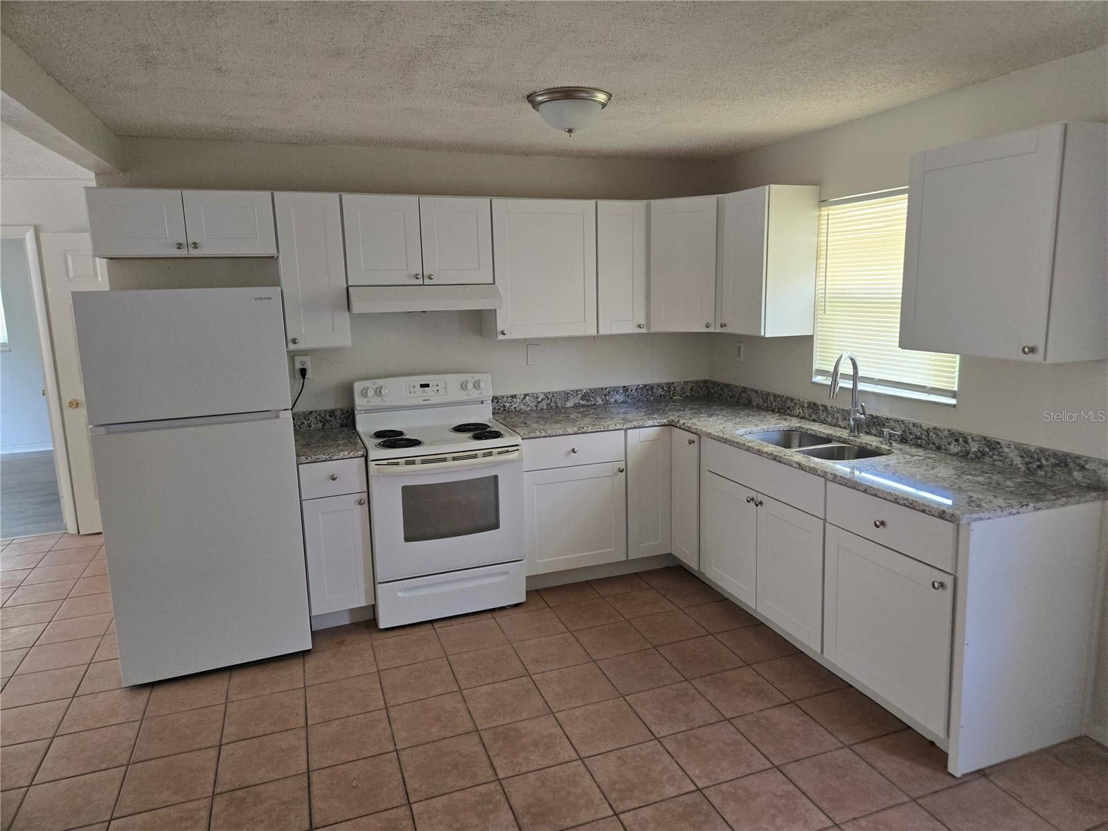 MEADOWVILLE - Residential Lease