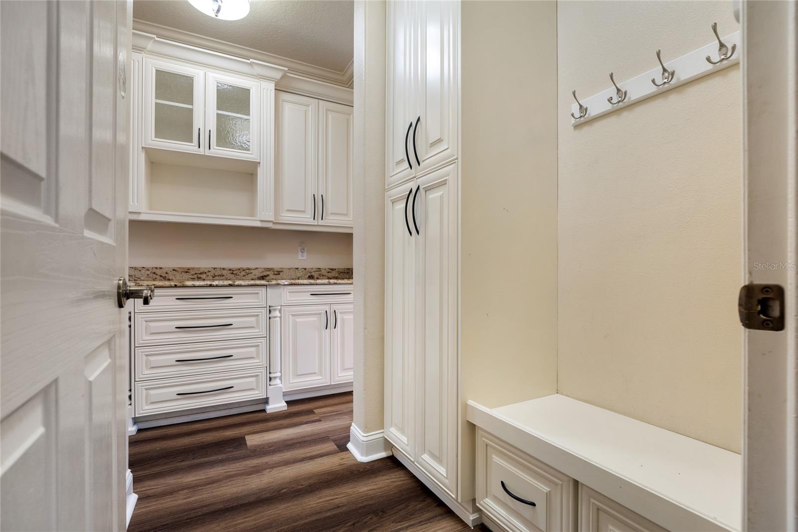 THOUSAND OAKS PH 6-9 - Residential