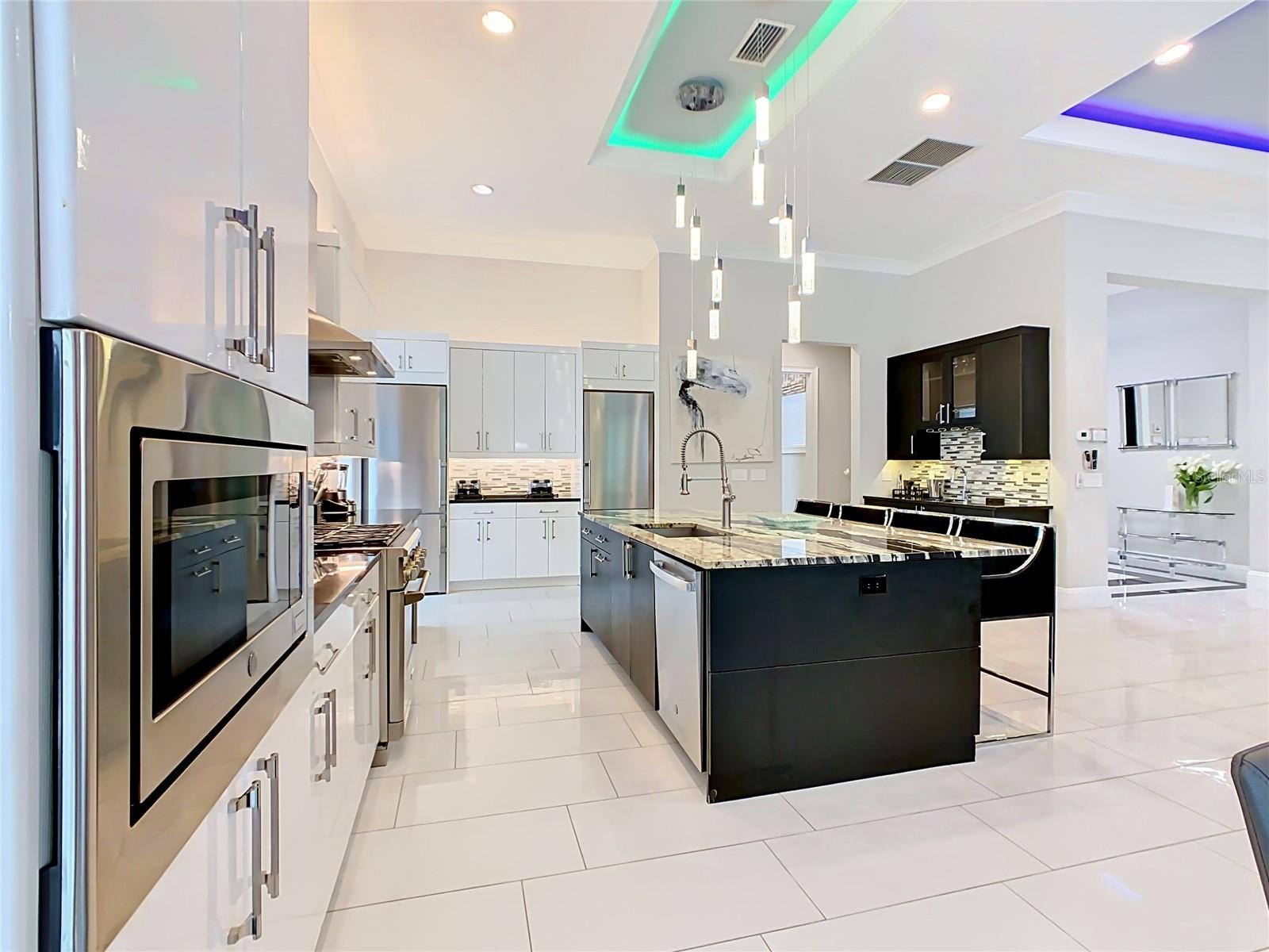 REUNION WEST VILLAGE 3B - Residential