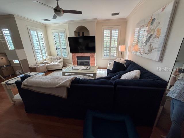 GRAND BELLAGIO AT BAYWATCH CONDO THE - Residential