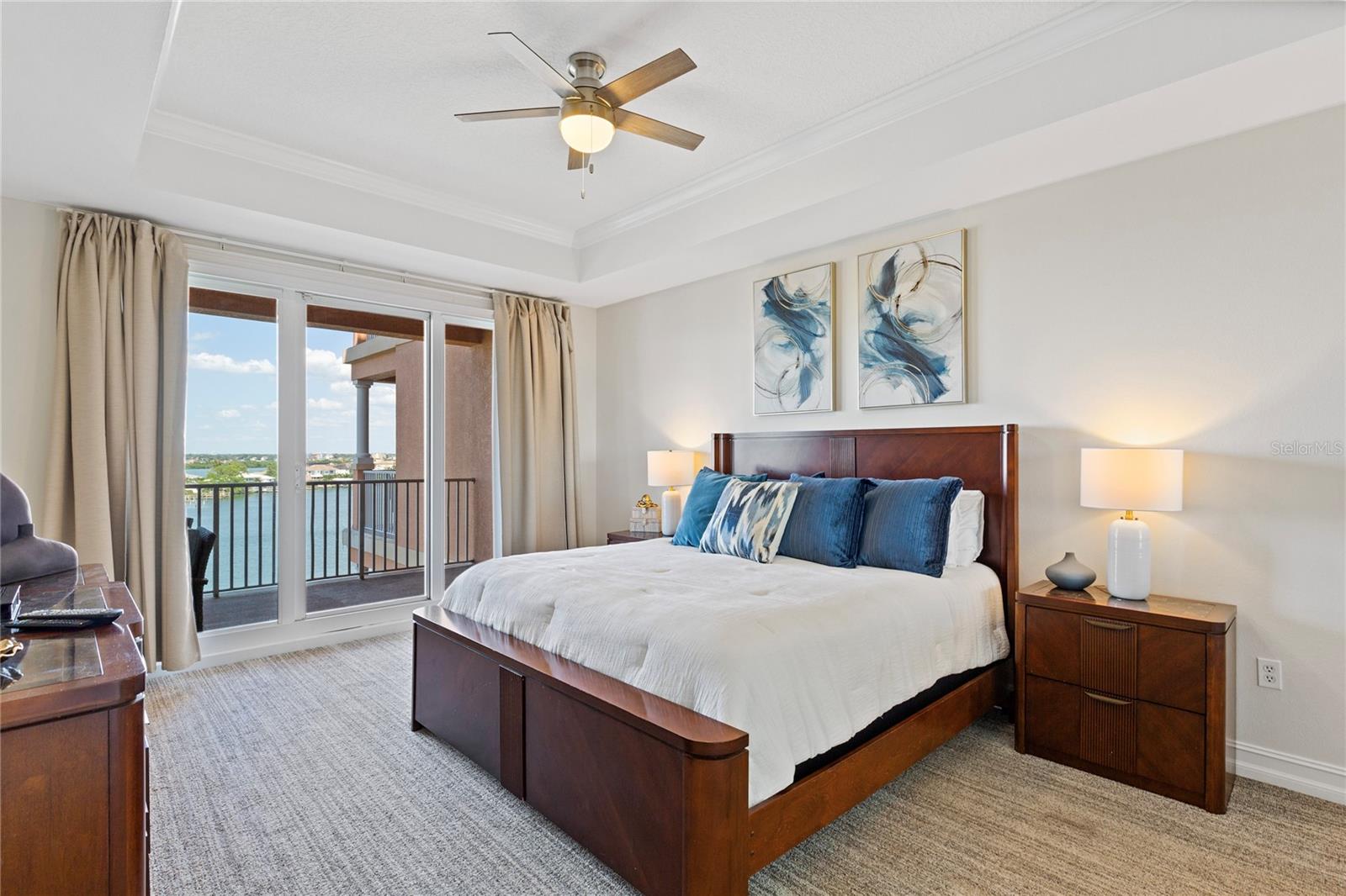 HARBORVIEW GRANDE CONDO - Residential