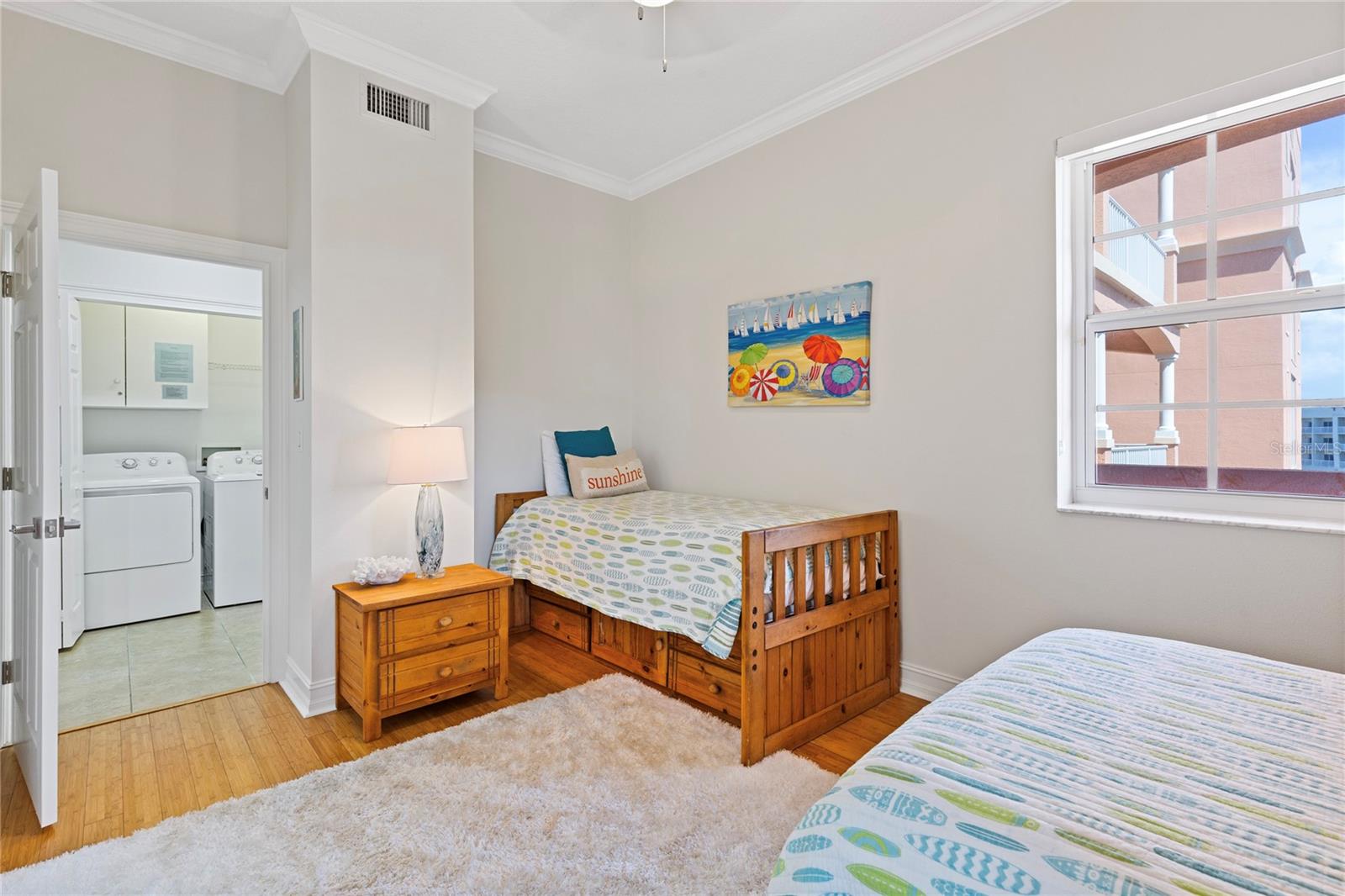 HARBORVIEW GRANDE CONDO - Residential