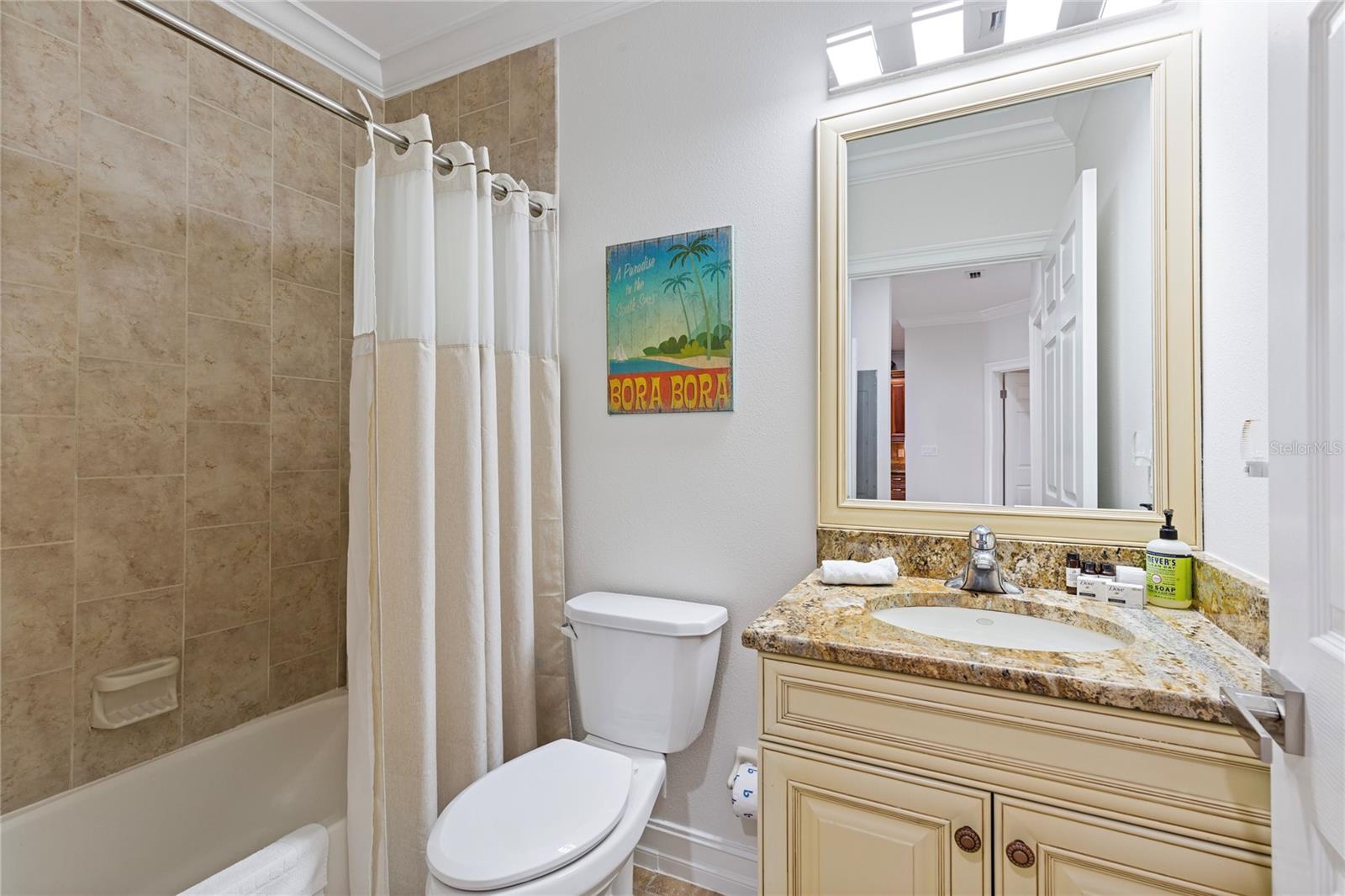 HARBORVIEW GRANDE CONDO - Residential