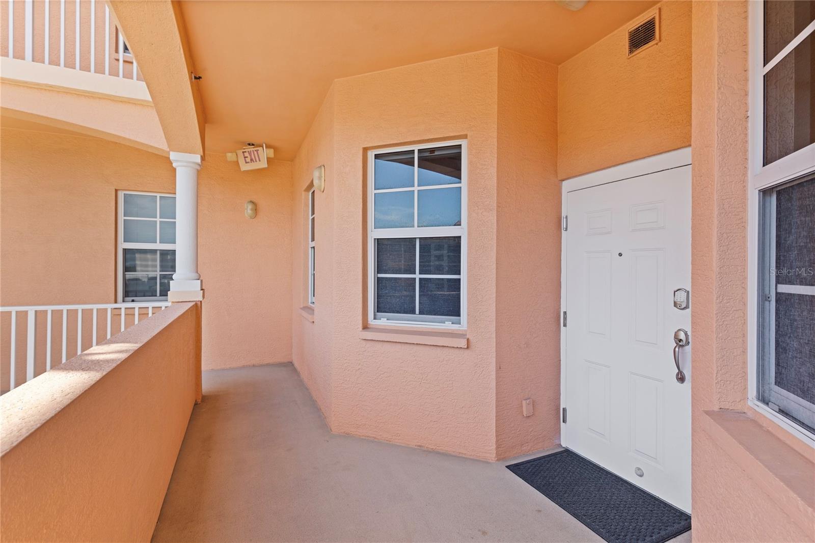 HARBORVIEW GRANDE CONDO - Residential