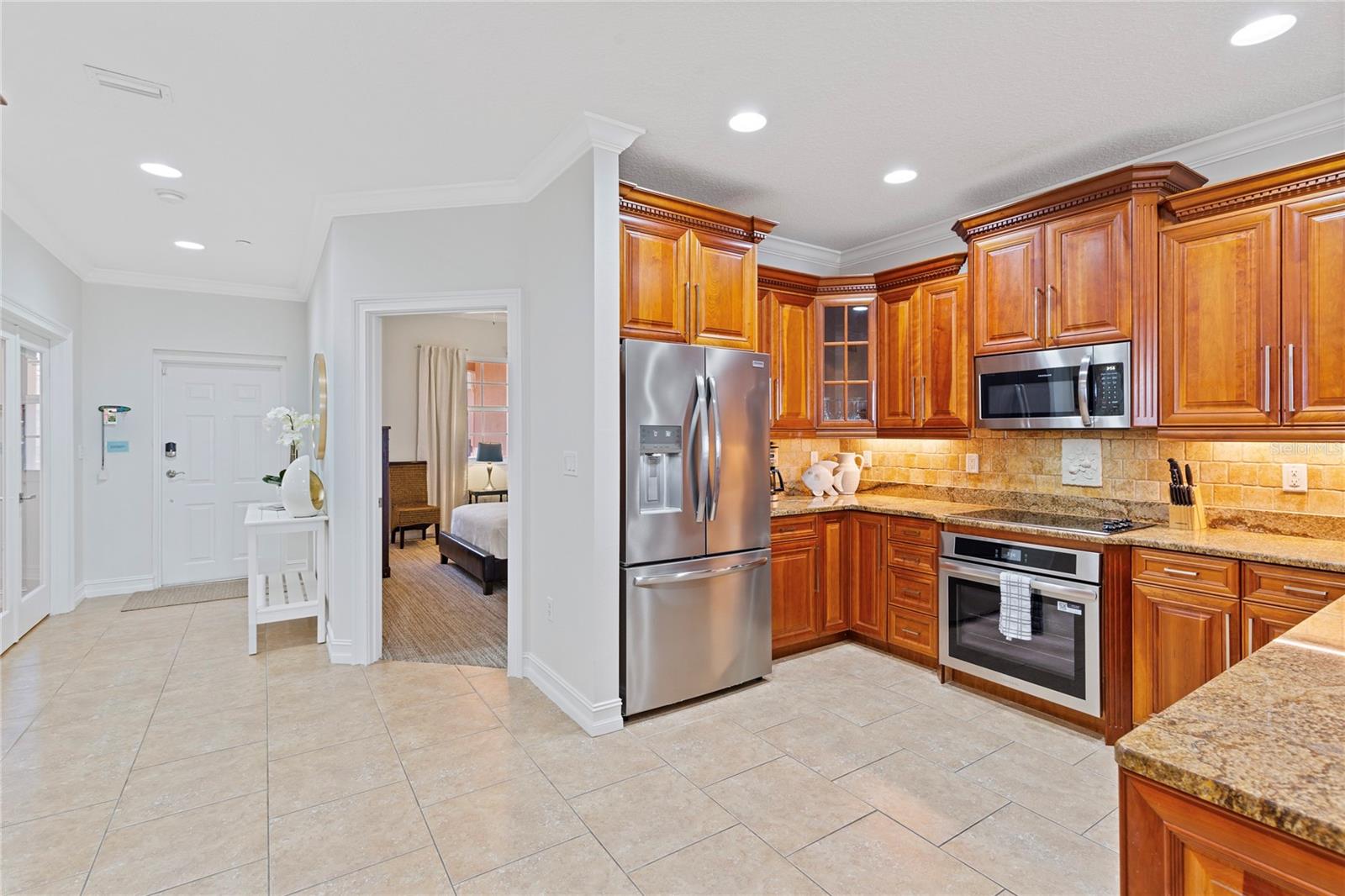 HARBORVIEW GRANDE CONDO - Residential