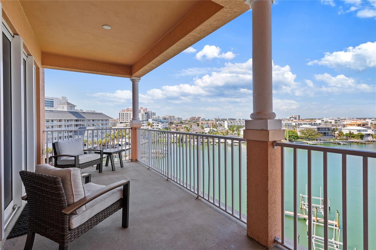 HARBORVIEW GRANDE CONDO - Residential